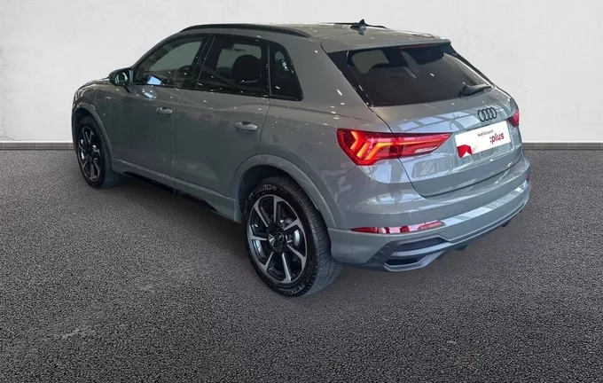 AUDI Q3 45 TFSIe 245 ch S tronic 6 S line extérieur trois quart arrière gauche 2126806