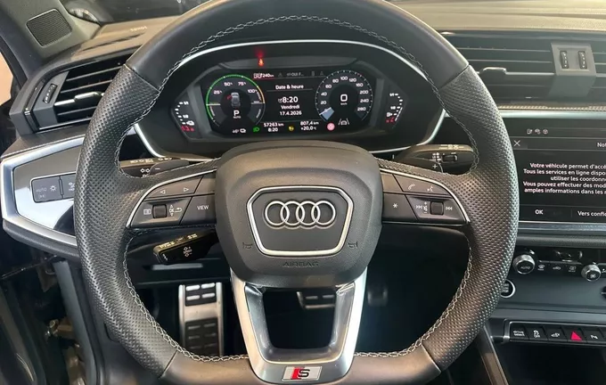 AUDI Q3 45 TFSIe 245 ch S tronic 6 S line photo 12 2126806
