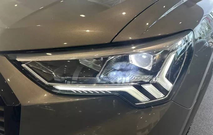 AUDI Q3 45 TFSIe 245 ch S tronic 6 S line photo 20 2126806