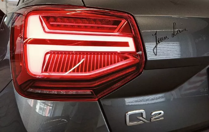 AUDI Q2 35 TFSI 150 S tronic 7 S line Plus photo 20 2128153