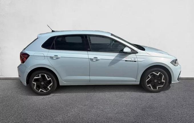 VOLKSWAGEN POLO 1.0 TSI 95 S&S DSG7 Edition 50 extérieur côté droit 1996