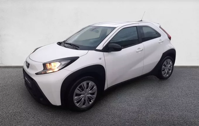 TOYOTA AYGO X 1.0 VVT-i 72 Dynamic extérieur trois quart avant gauche 1103012