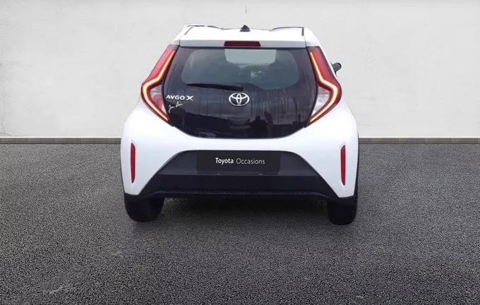 TOYOTA AYGO X 1.0 VVT-i 72 Dynamic extérieur arrière 1103012