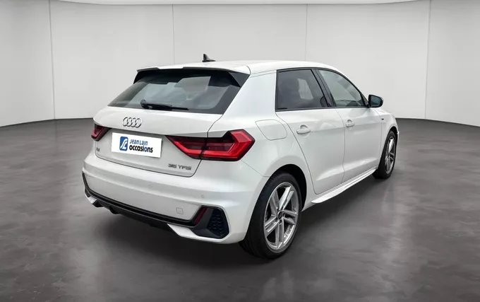 AUDI A1 Sportback 35 TFSI 150 ch S tronic 7 S Line extérieur trois quart arrière droit 2131641
