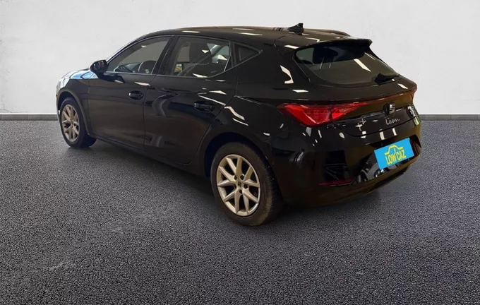 SEAT LEON 1.0 TSI 110 BVM6 Business extérieur trois quart arrière gauche 3014196