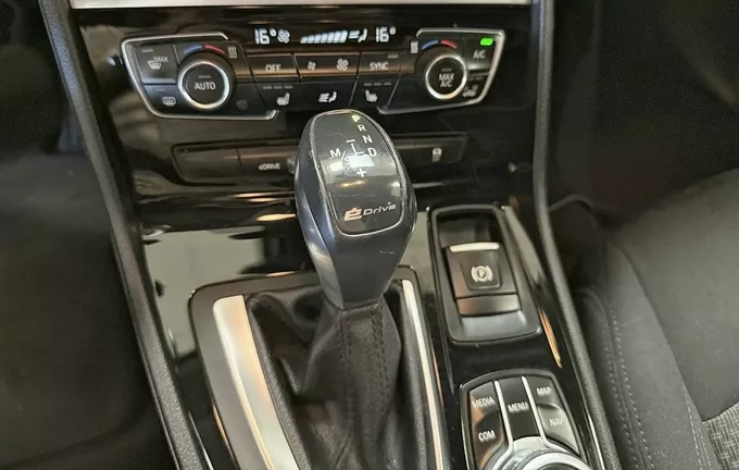 BMW SERIE 2 Active Tourer 225xe iPerformance 224 ch Premiere A photo 13 213066