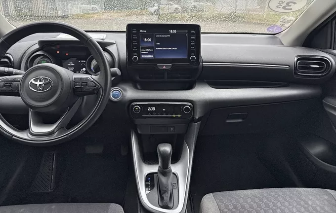 TOYOTA YARIS Hybride 116h Design photo 18 1103452