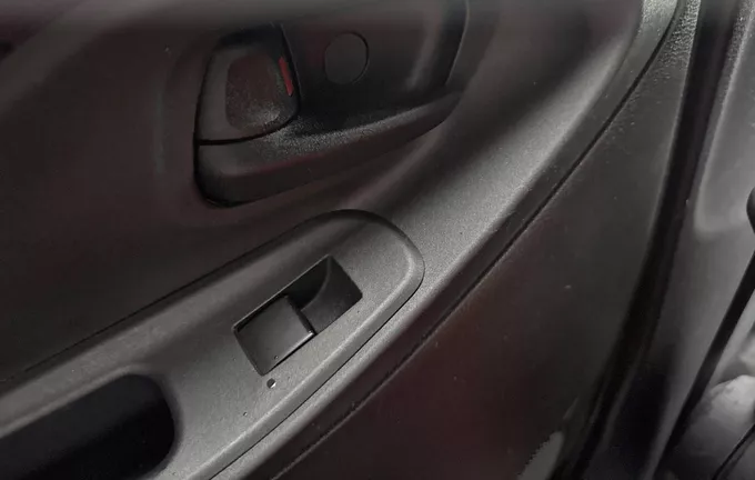 TOYOTA YARIS Hybride 116h Design photo 20 1103452
