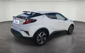 Miniature TOYOTA C-HR Hybride 1.8L Design extérieur trois quart arrière droit 1103941