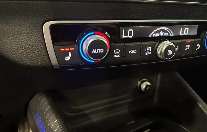 AUDI Q2 35 TFSI 150 S tronic 7 S line Plus photo 20 2130792
