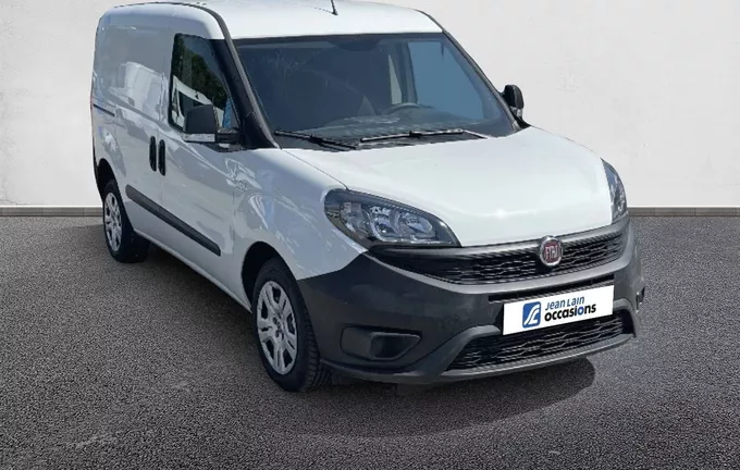 FIAT DOBLO CARGO FT 1.6 MULTIJET 105 BUSINESS extérieur trois quart avant droit 106274