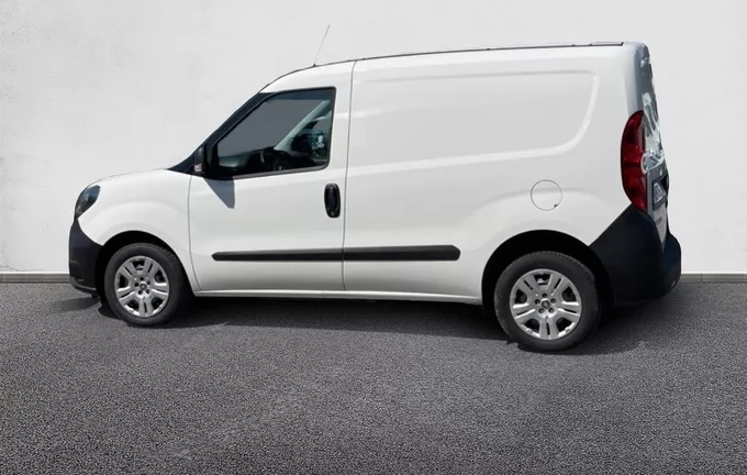 FIAT DOBLO CARGO FT 1.6 MULTIJET 105 BUSINESS extérieur côté gauche 106274