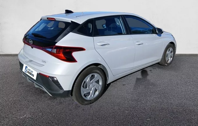 HYUNDAI I20 1.2 79 Initia extérieur trois quart arrière droit 13355