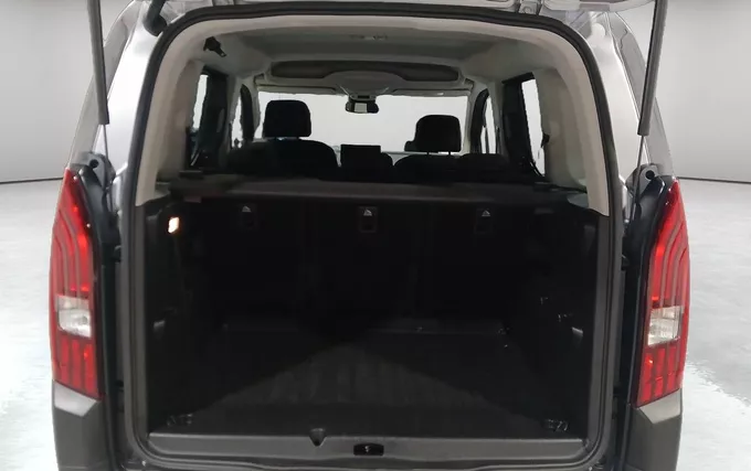 PEUGEOT RIFTER M Diesel 100 ch Manuelle 5pl Allure photo 10 946737