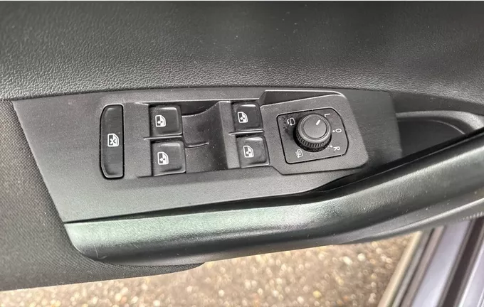 VOLKSWAGEN TAIGO 1.0 TSI 95 BVM5 Life photo 17 2119152