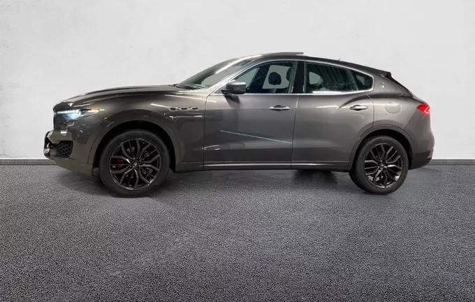 MASERATI LEVANTE 3.0 V6 Bi-Turbo 350 Q4 GranSport extérieur côté gauche 2120190