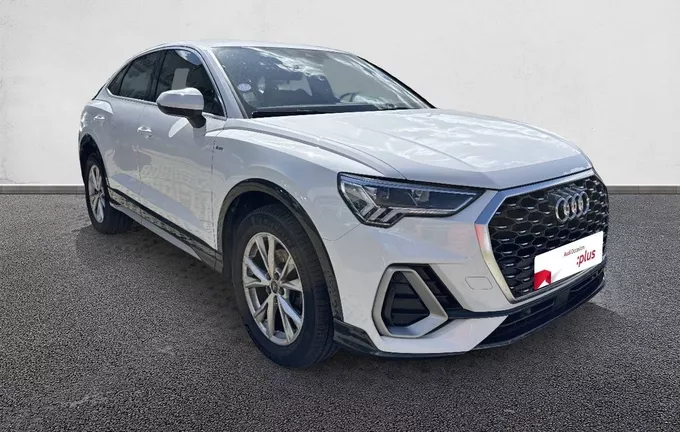 AUDI Q3 Sportback 35 TFSI 150 ch S line extérieur trois quart avant droit 2128749