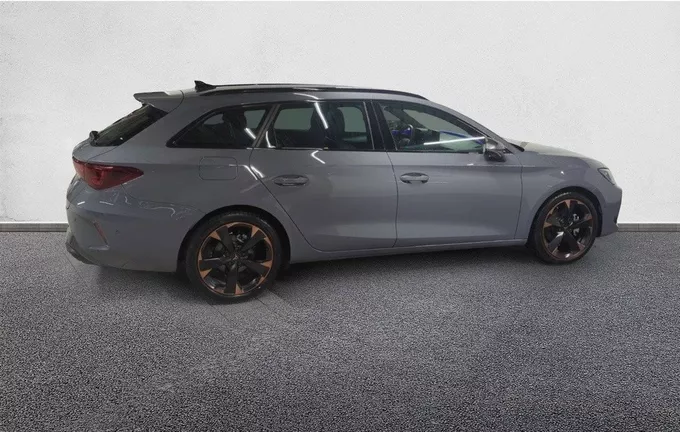 CUPRA LEON Sportstourer 2.0 TDI 150 ch DSG7 V extérieur côté droit 2122676