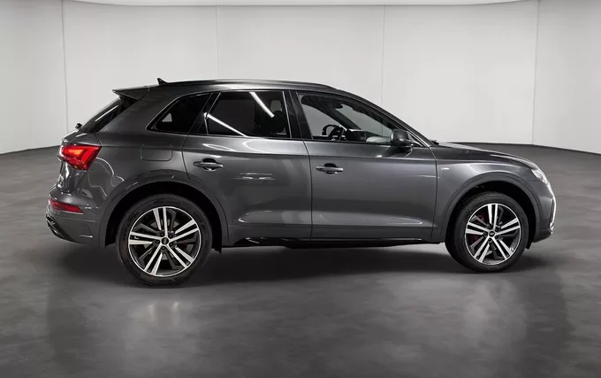 AUDI Q5 50 TFSIe 299 S tronic 7 Quattro S line extérieur côté droit 2122187