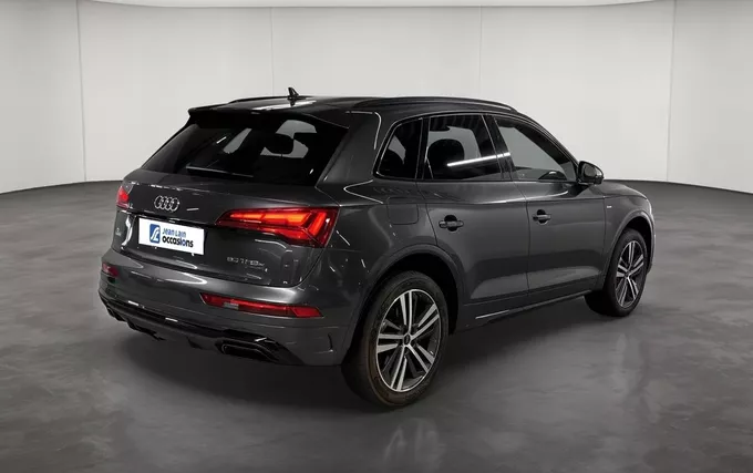 AUDI Q5 50 TFSIe 299 S tronic 7 Quattro S line extérieur trois quart arrière droit 2122187