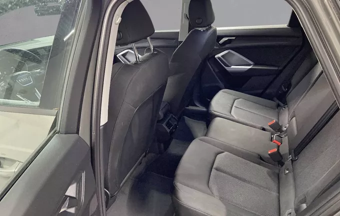 AUDI Q3 35 TFSI 150 ch S tronic 7 photo 17 2125673
