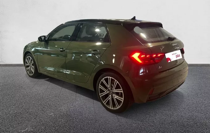 AUDI A1 Sportback 30 TFSI 110 ch S tronic 7 Advanced extérieur trois quart arrière gauche 2130927