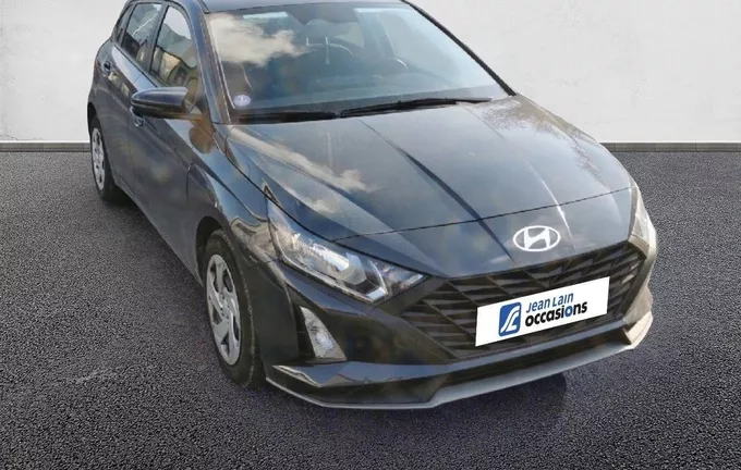 HYUNDAI I20 1.2 79 Initia extérieur trois quart avant droit 13588