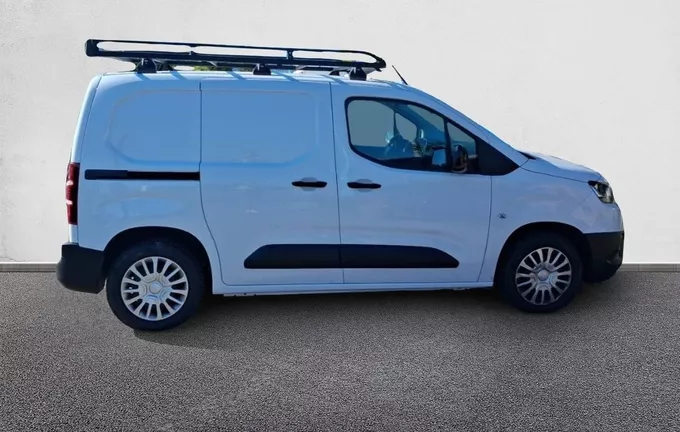 TOYOTA PROACE CITY MEDIUM 1.5L 100 D-4D BVM5 DYNAMIC extérieur côté droit 1103928