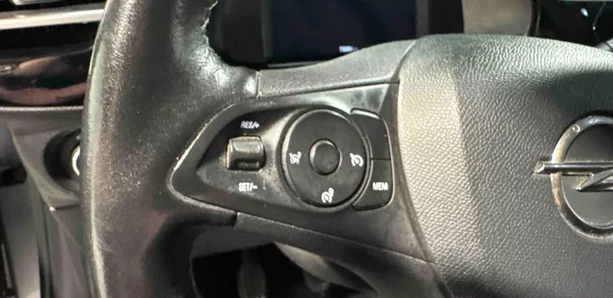 OPEL CORSA 1.2 75 ch BVM5 Elegance Business photo 16 2132135