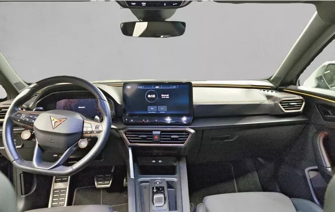 CUPRA FORMENTOR 1.4 e-HYBRID 245 ch DSG6 VZ extérieur trois quart avant droit 2130147