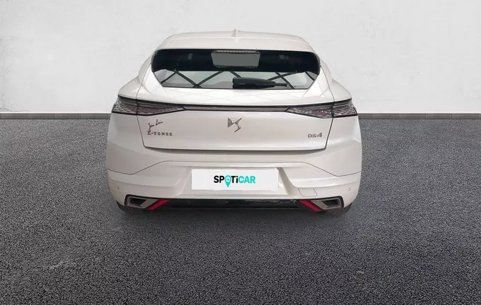 DS DS4 DS 4 Hybride E-Tense 225 EAT8 Bastille extérieur trois quart arrière droit 945041