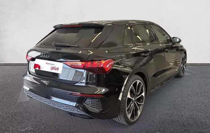 AUDI A3 Sportback 40 TFSI 190 S tronic 7 Quattro S Line extérieur trois quart arrière droit 2129944