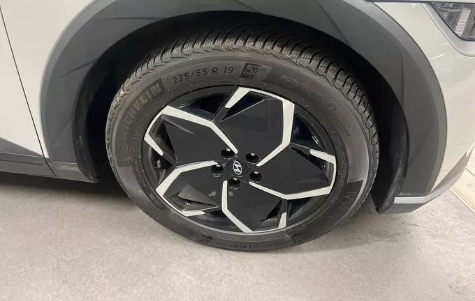 HYUNDAI IONIQ 5 58 kWh - 170 ch Intuitive photo 9 13684