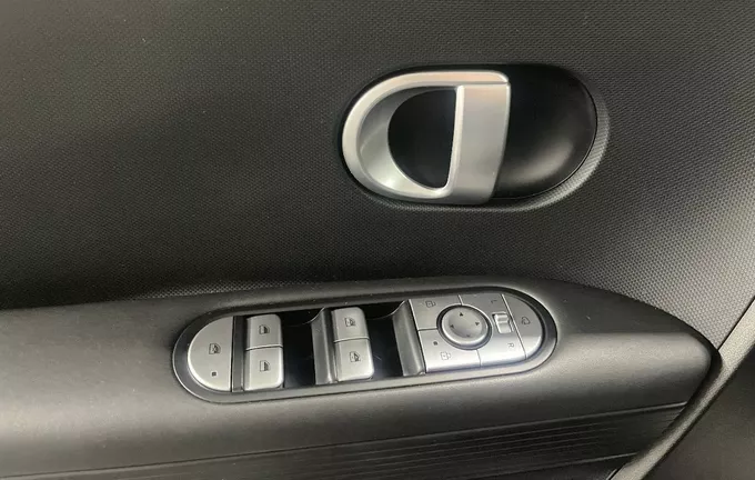 HYUNDAI IONIQ 5 58 kWh - 170 ch Intuitive photo 19 13684