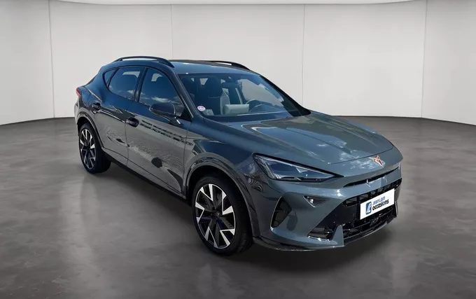 CUPRA FORMENTOR eHybrid 272 ch DSG6 VZ extérieur trois quart avant droit 946550
