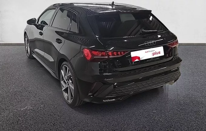 AUDI A3 Sportback TFSI Mild Hybrid 150 S tronic 7 S line extérieur trois quart arrière gauche 2127390