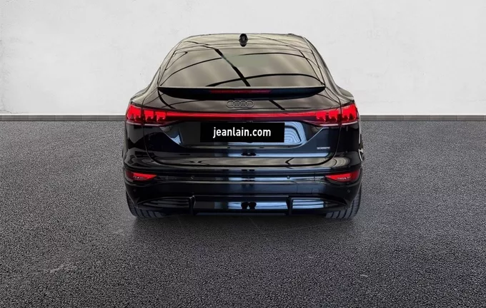 AUDI Q6 E-TRON SPORTBACK 428 ch 100 kWh quattro Competition extérieur arrière 5622