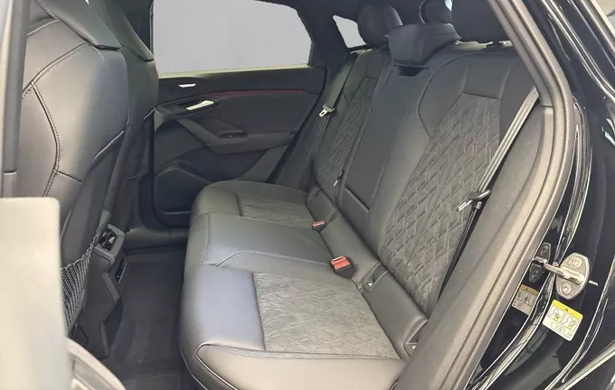 AUDI Q6 E-TRON SPORTBACK 428 ch 100 kWh quattro Competition photo 17 5622