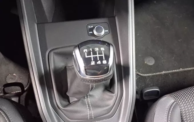 AUDI A1 Sportback 30 TFSI 110 ch BVM6 S Line photo 13 2131562