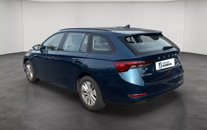 SKODA OCTAVIA Combi 2.0 TDI 150 ch DSG7 4x4 Business extérieur trois quart arrière gauche 2132112