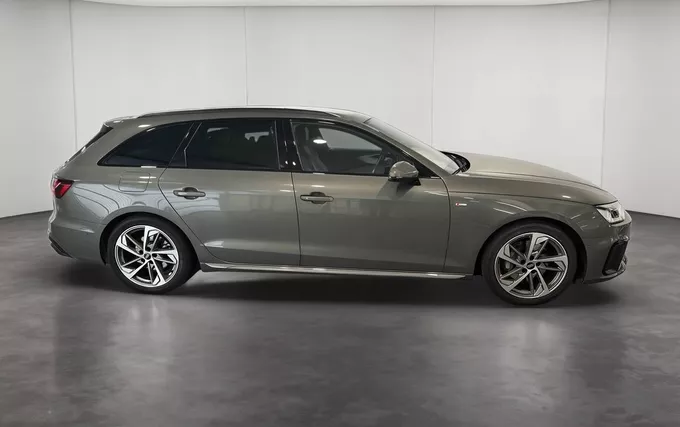 AUDI A4 Avant 40 TFSI 204 S tronic 7 Quattro S Edition extérieur côté droit 2132969