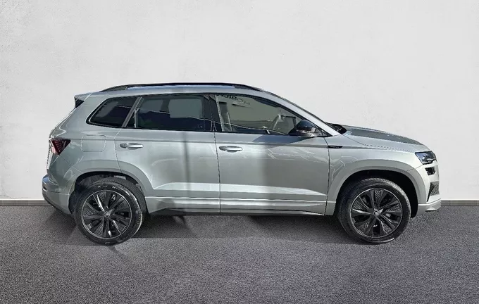 SKODA KAROQ 1.5 TSI Evo 2 150 ch ACT DSG7 Sportline extérieur côté droit 2275