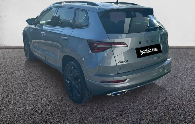 SKODA KAROQ 1.5 TSI Evo 2 150 ch ACT DSG7 Sportline extérieur trois quart arrière gauche 2275