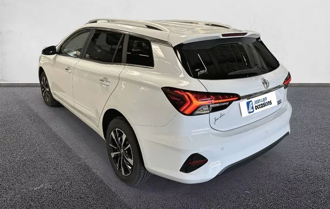 MG MG5 Autonomie Standard 50kWh - 130 kW 2WD Comfort extérieur trois quart arrière gauche 601255