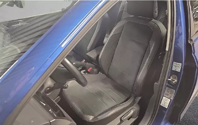 VOLKSWAGEN POLO 1.0 TSI 95 S&S BVM5 Style extérieur trois quart arrière droit 2128736