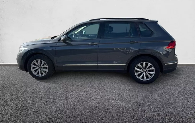 VOLKSWAGEN TIGUAN 2.0 TDI 150ch DSG7 Life Business extérieur trois quart arrière gauche 2127193