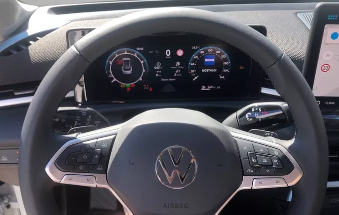 VOLKSWAGEN T-ROC NOUVEAU T ROC NF 1.5 ETSI HYBRID 116CH DSG7 STYLE Style photo 12 6610