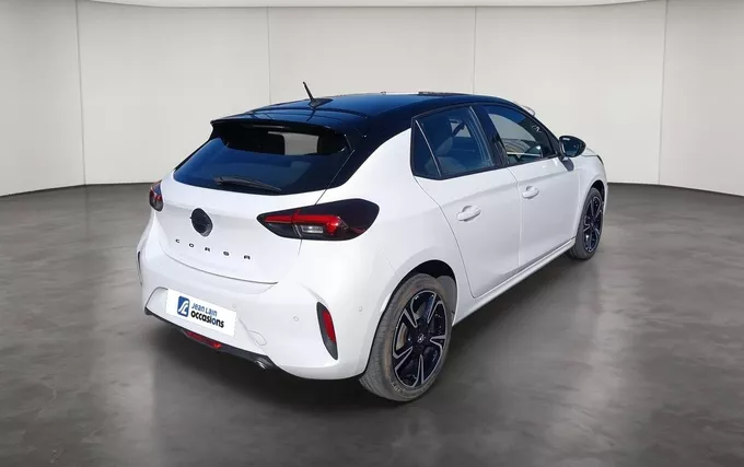 OPEL CORSA 1.2 Turbo 100 ch GS extérieur trois quart arrière droit 946590