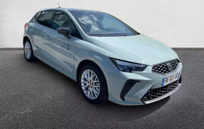 SEAT IBIZA 1.0 TSI 115 ch S/S DSG7 FR extérieur trois quart avant droit 2768
