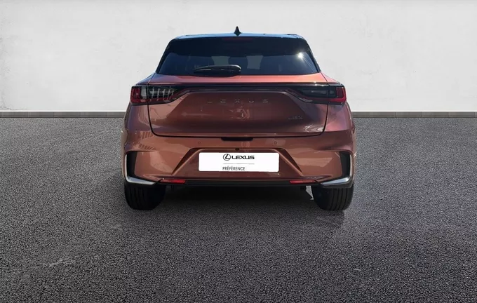 LEXUS LBX 2WD Emotion extérieur arrière 1103749